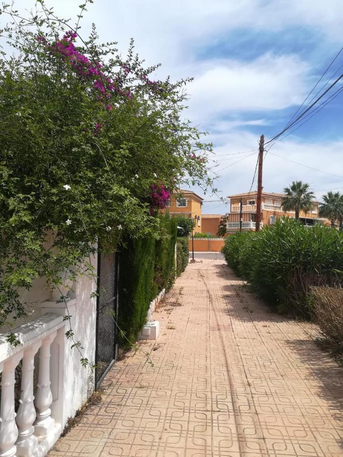 Bungalow Cerca De La Playa Dénia Buitenkant foto